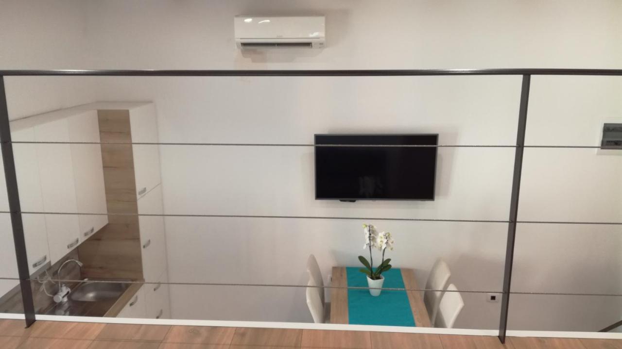 Apartmaji Apollonio イゾラ エクステリア 写真